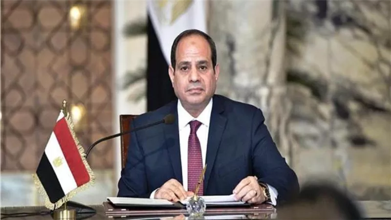 الرئيس السيسي يعزي أمير الكويت في وفاة وزير الدفاع السابق 