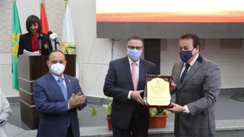 عبدالغفار يشهد فعاليات المؤتمر الـ47 لرابطة علماء مصر في أمريكا وكندا 