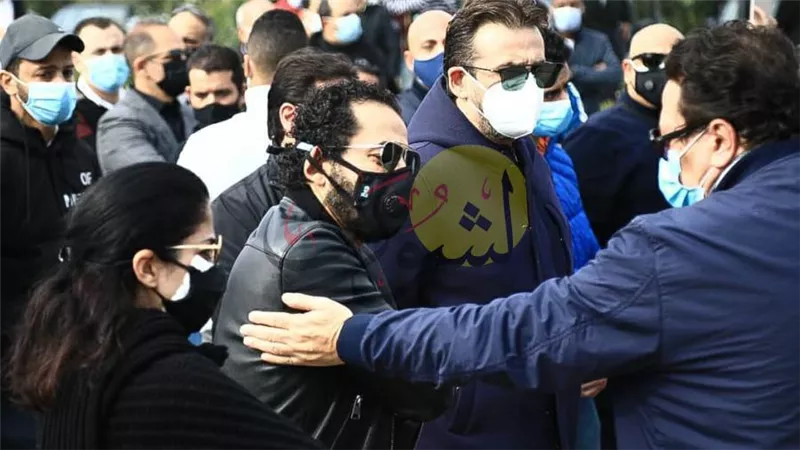 بالصور .. وزيرة الثقافة ونجوم الفن يودعون الكاتب الكبير وحيد حامد لمثواه الأخير 