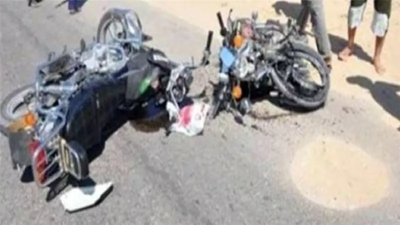 مصرع 3 شباب في حادث تصادم دراجتين بخاريتين بالشرقية 