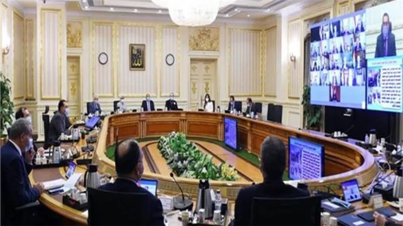 وزيرة الصحة تستعرض مع رئيس الحكومة جهود حوكمة منظومة إمداد الأكسجين والغاز المُسال بالمستشفيات 