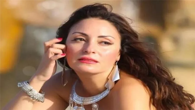 بالفيديو| نرمين الفقي تغني في كواليس «لؤلؤ»