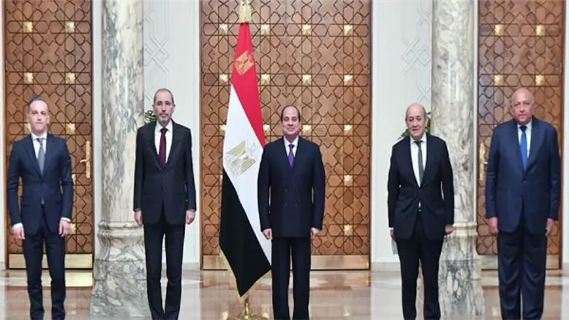 عاجل.. بالصور| السيسي: تسوية القضية الفلسطينية سيغير من حال المنطقة بأسرها للأفضل
