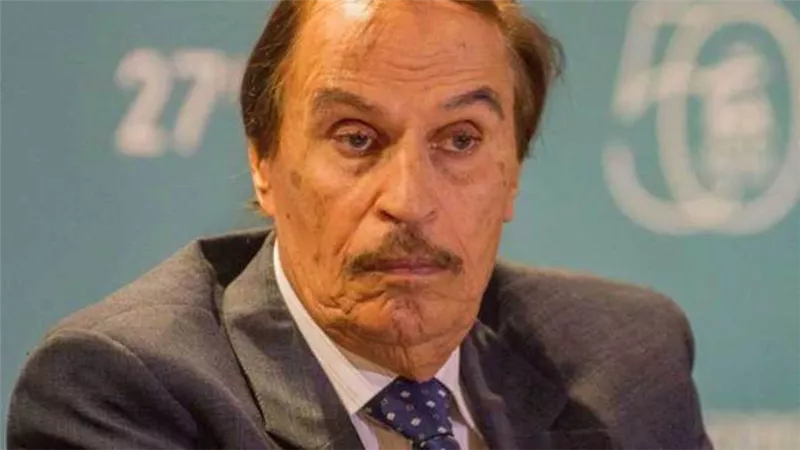 بالفيديو| عزت العلايلي: محمد سعد اللمبي كان خايف ينط في البحر في الطريق إلى إيلات