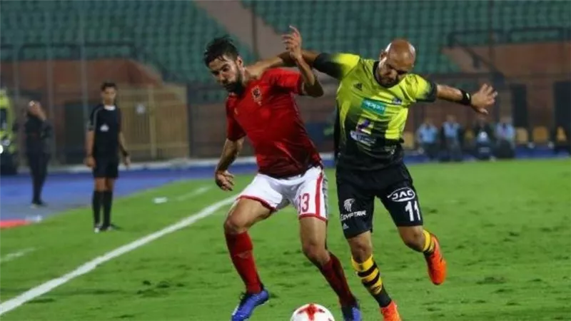 عاجل.. الأهلي يتأخر أمام المقاولون بهدفين في الشوط الأول