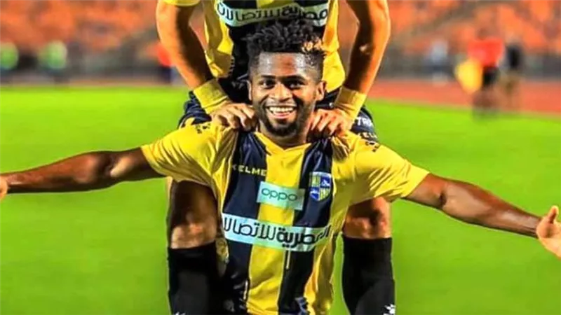 لويس إدوارد يقود المقاولون لتقدم بهدف على سيراميكا في الشوط الأول