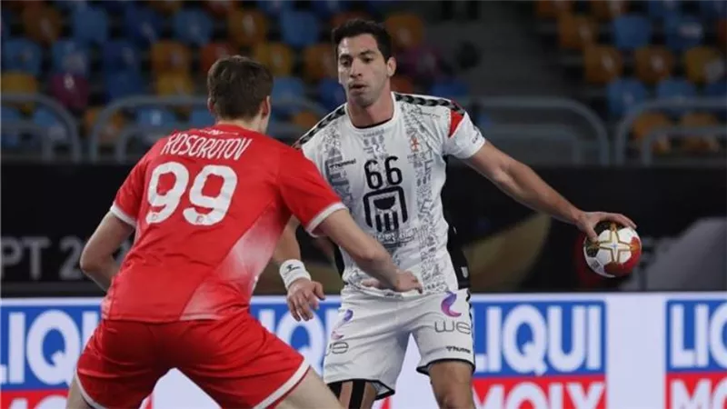 منتخب اليد يُنهي الشوط الأول متأخرًا أمام الدنمارك (16_13)