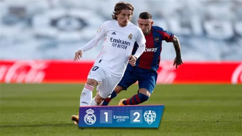 ريال مدريد يسقط على ملعبه أمام ليفانتي في الليجا