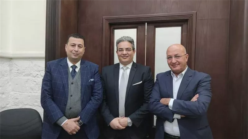 طارق سعدة ينهي خلاف ريهام سعيد وسيد على بجلسة صلح