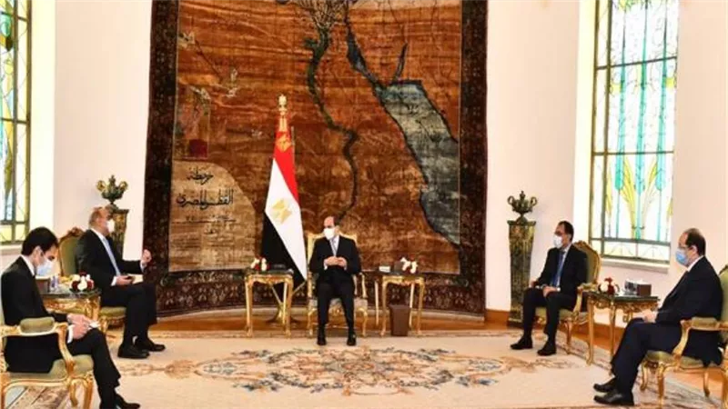 الرئيس السيسي يستقبل رئيس الوزراء بالمملكة الأردنية الهاشمية.. 