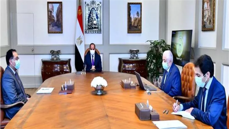 الرئيس السيسي يناقش إجراءات عقد امتحانات منتصف العام بالمدارس والجامعات 
