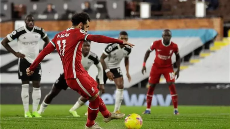 ليفربول يتأخر أمام فولهام بهدف في الشوط الأول