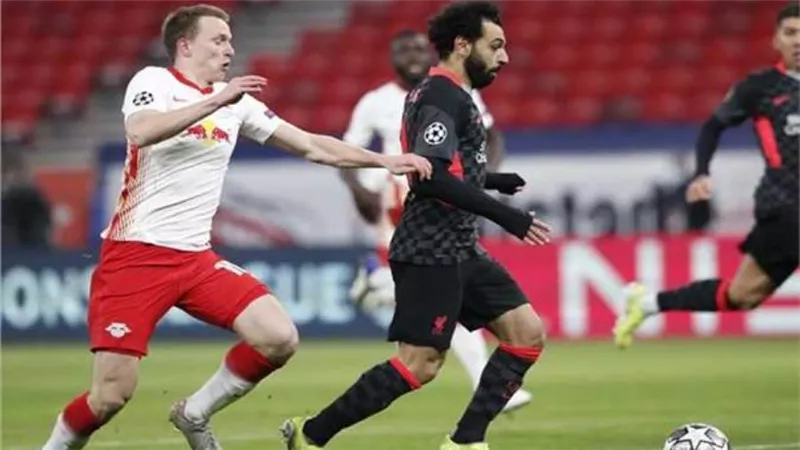صلاح يقود هجوم ليفربول في التشكيل المتوقع أمام لايبزيج اليوم 