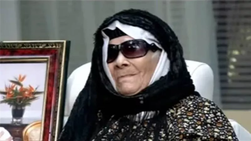 وفاة الحاجة زينب المتبرعة بقراطها الذهبي لصندوق تحيا مصر