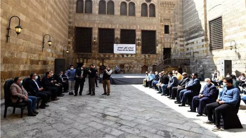 مدبولى عن تطوير القاهرة التاريخية: هدفنا الحفاظ على تاريخ مصر 