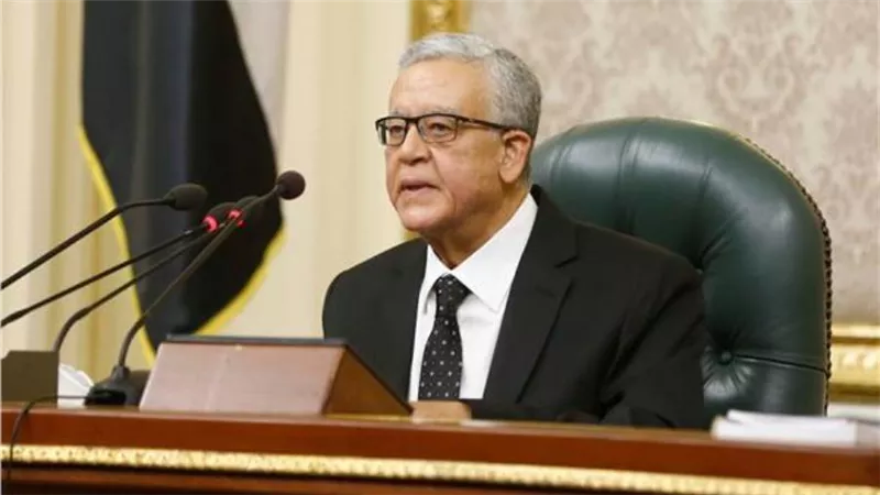 البرلمان يوافق على اتفاقية لتطوير مشروعات النقل 