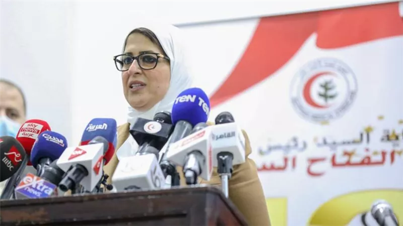 وزيرة الصحة تشكر الأطقم الطبية :