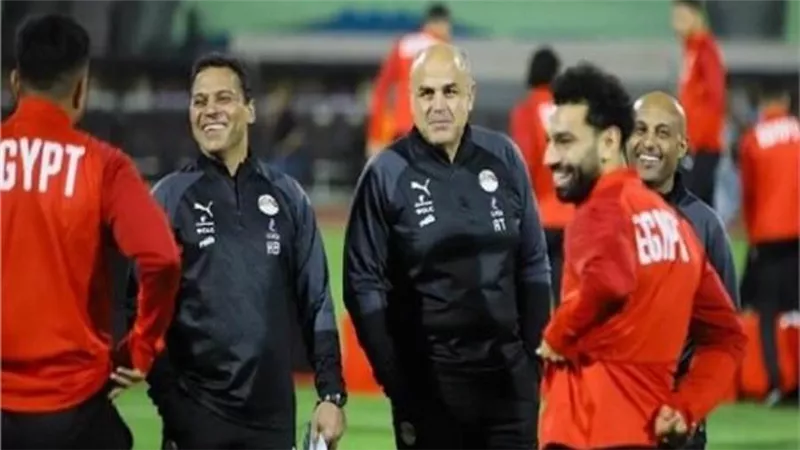 صلاح يقود الفراعنة في مباراتي كينيا وجزر القمر   