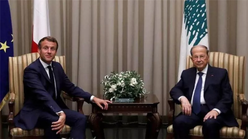 ماكرون يدعو إلى تغيير 
