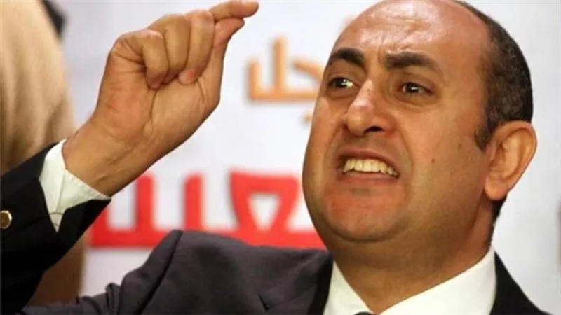 عاجل : نشطاء مواقع التواصل يهاجمون خالد على: يخدم الإخوان من أجل الدولارات 