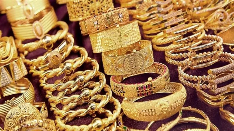انخفاض أسعار الذهب في منتصف تعاملات اليوم 29 مارس 