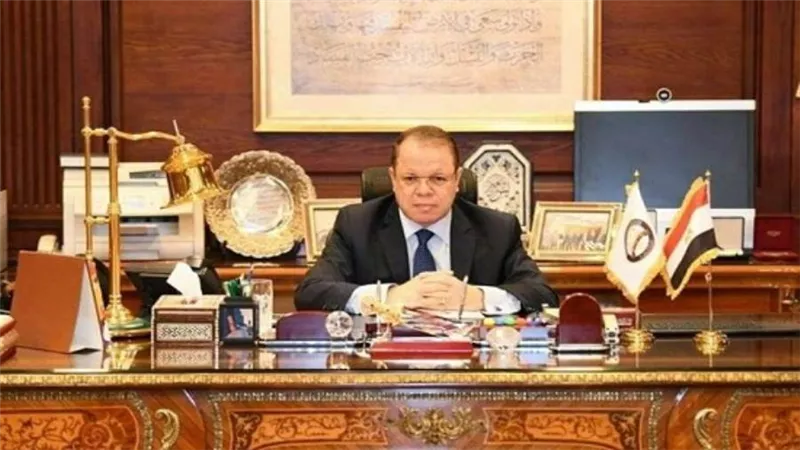 النائب العام يأمر بحبس قاتل الطفلة 