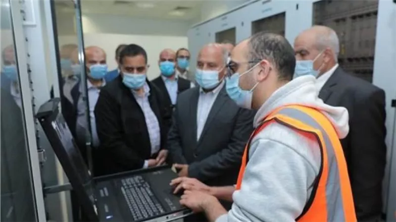 لسرعة إنجاز مشروعات الإشارات..وزير النقل يوجهه بزيادة أطقم المهندسين  والعمال في مواقع العمل 