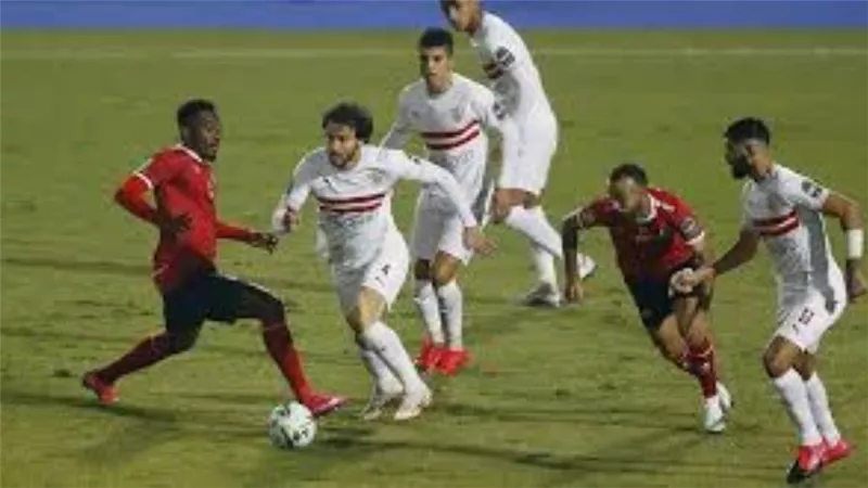 الأهلي يهزم الزمالك (2-1) في ليلة تألق علي لطفي