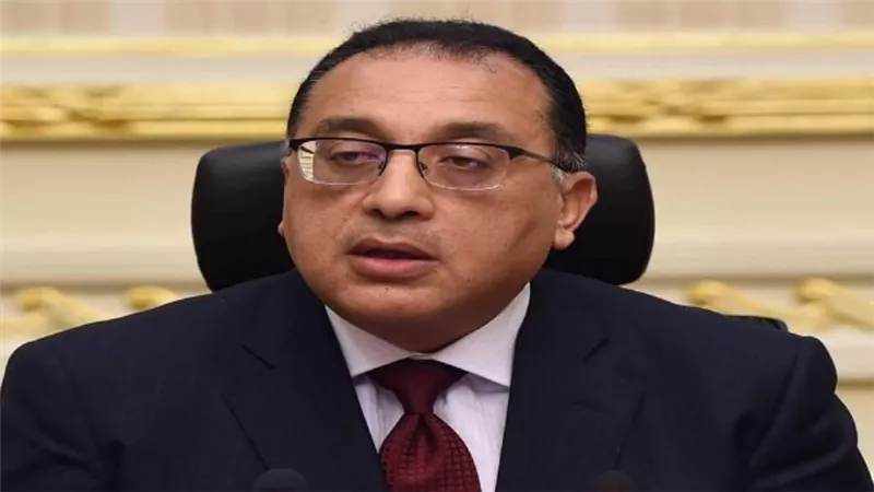 رئيس الوزراء يهنئ البابا تواضروس الثاني بعيد القيامة المجيد
