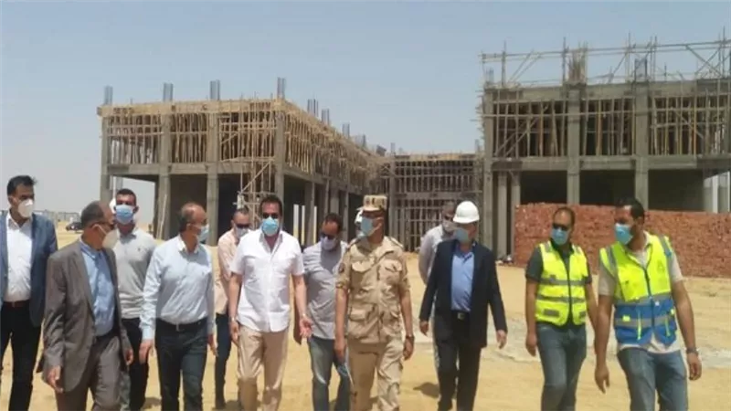 بالصور | د.خالد عبد الغفار يتفقد الأعمال الإنشائية بجامعة الزقازيق الأهلية