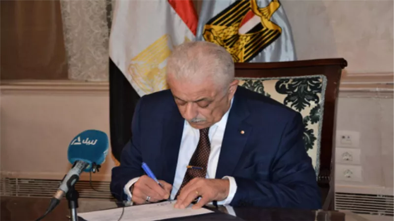 وزير التعليم يعتمد جدول امتحان الثانوية العامة للبعثة التعليمية المصرية بالسودان