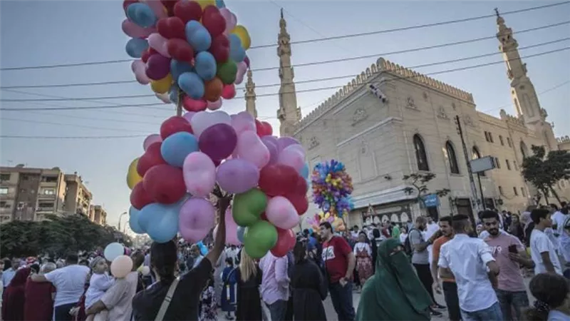 الأوقاف تعلن إقامة صلاة العيد بالمساجد الكبرى