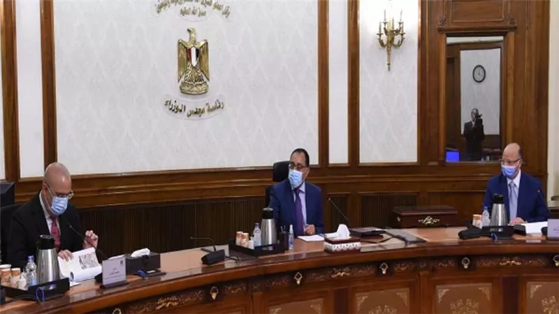 بالصور | مدبولي يُكلف بسرعة الانتهاء من إزالة المناطق العشوائية المتبقية