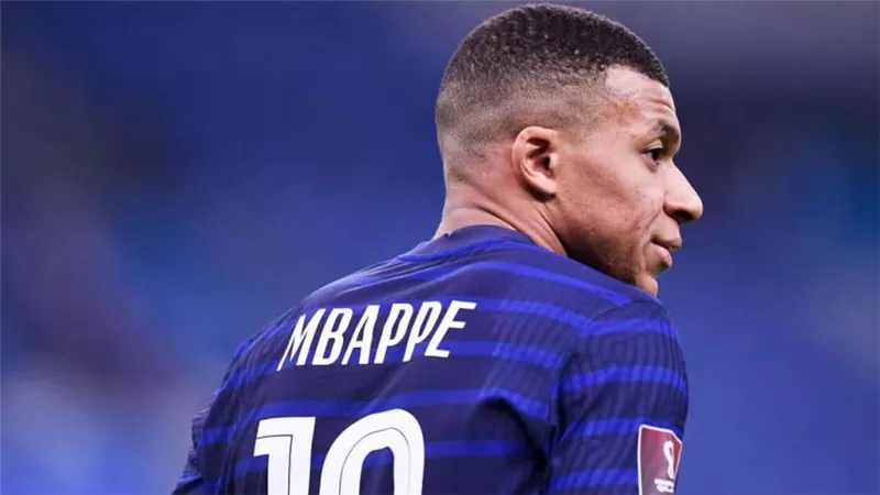 لضم مبابي.. ريال مدريد يطرح 7 لاعبين للبيع  
