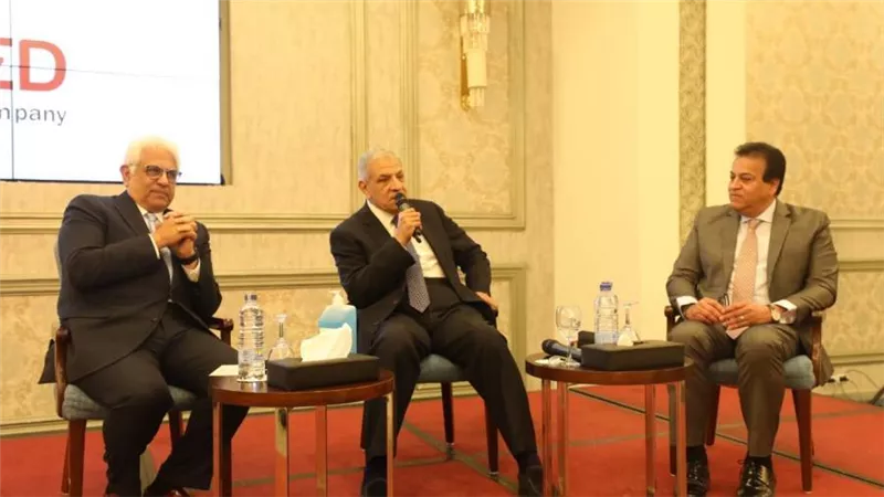 بالصور.. وزير التعليم العالي يشهد فعاليات افتتاح مؤتمر 
