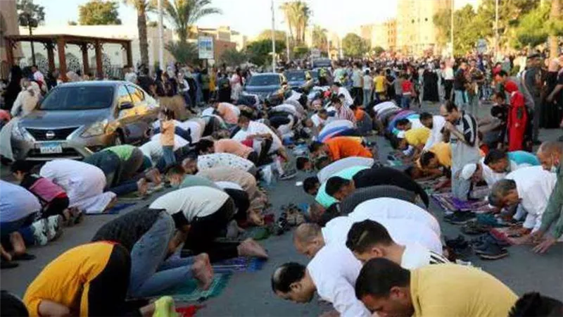 هذه هى عقوبة أداء صلاة عيد الأضحى خارج الأماكن المحددة.. تعرف عليها 