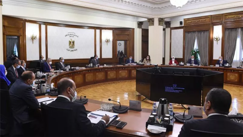 رئيس الوزراء يستعرض ترتيبات الإطلاق الرسمي للمشروع القومي لتطوير الريف المصري 