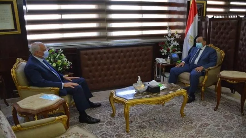 شعراوي يتابع مع محافظ الجيزة تنفيذ المشروعات التنموية والخدمية وتطوير الريف المصري 