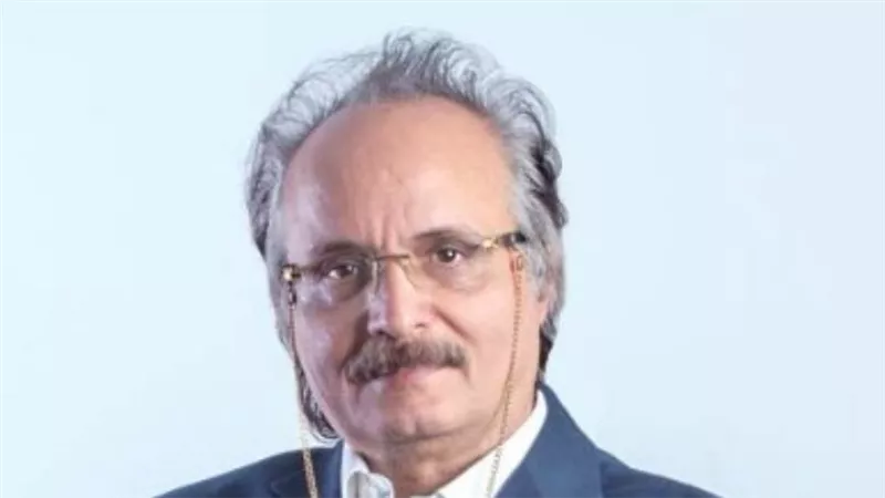 أول متخصص فى علاج السموم والمخدرات بدون الشعور بآلام الأعراض الانسحابية..  د. نبيل عبد المقصود: المدمن مريض وليس مجرمًا