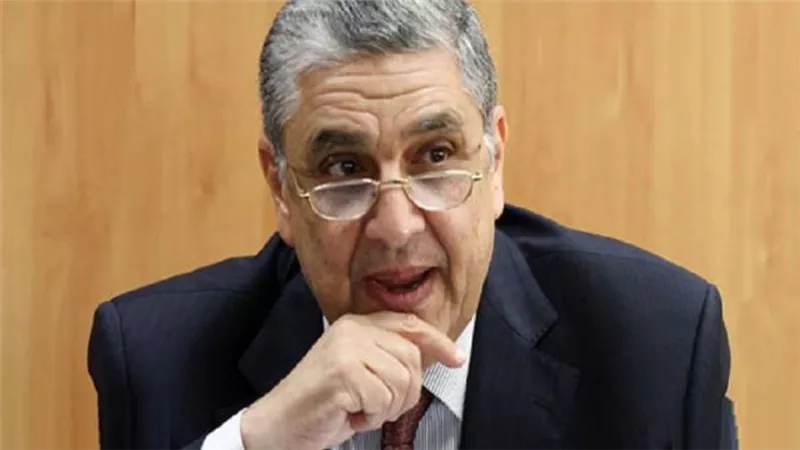 خلال 5 سنوات ..وزير الكهرباء: الدولة لديها خطة لتحويل كافة العدادات القديمة إلى عدادات مسبقة الدفع 