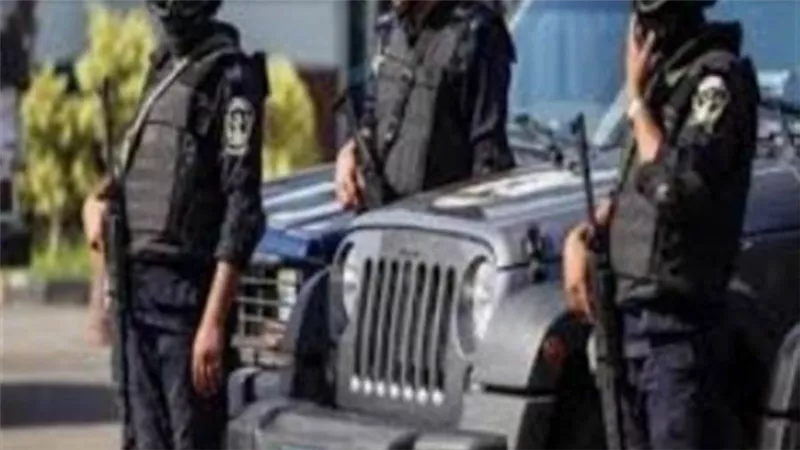 ضبط 180 ألف نسخة مطبوعات تجارية داخل مطبعة دون ترخيص بالقاهرة 