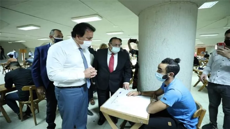 بالصور | د. خالد عبدالغفار: نجاح امتحانات نهاية العام الدراسي الثاني بالجامعات لـ3 ملايين طالب