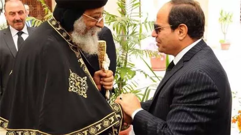 البابا تواضروس يهنئ الرئيس السيسى بالعيد: نصلى ليعينكم الله في مواجهة الأخطار