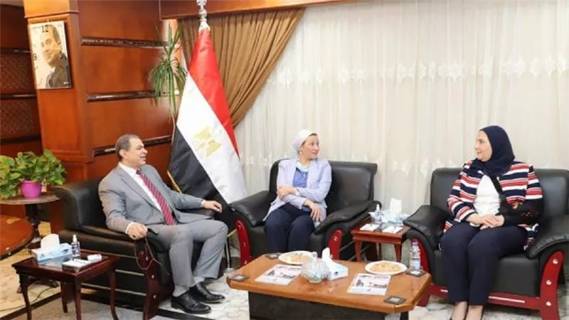 بالصور | بروتوكول تعاون لإدماج العمل البيئي في سياسات القوي العاملة والتضامن