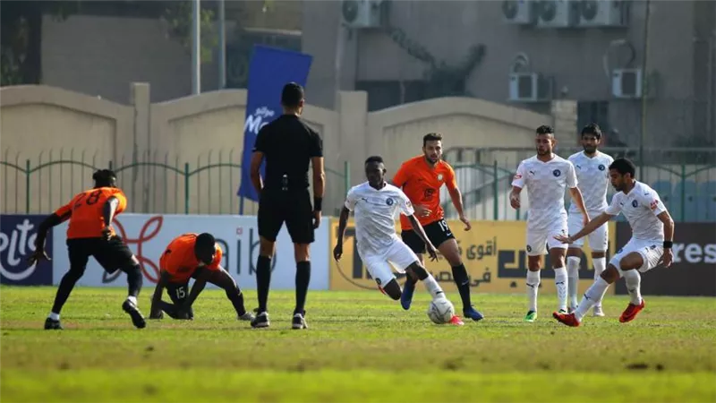 الشوط الأول.. بيراميدز يتعادل أمام البنك الأهلي سلبيا