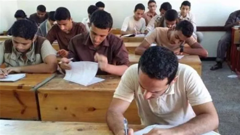 التعليم: ضبطنا 3 حالات غش بامتحان اللغة الإنجليزية