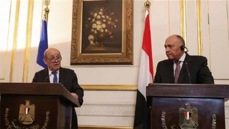 شكري ولودريان يؤكدان احترام إرادة شعب تونس ودعم تحقيق الاستقرار والأمن