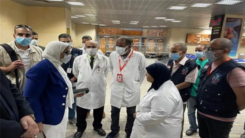 بالصور | وزيرة الصحة تتفقد الحجر الصحي بمطار الأقصر الدولي