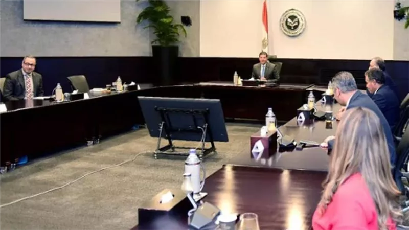 بالصور | الهجرة: بدء البرنامج التدريبي لـ 17 دارسا مصريا بالخارج بالهيئة العامة الاستثمار 
