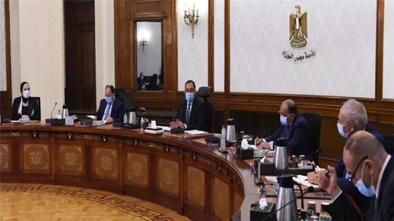 بالصور | رئيس الوزراء يتابع خطط التوسع في المجمعات الصناعية على مستوى الجمهورية